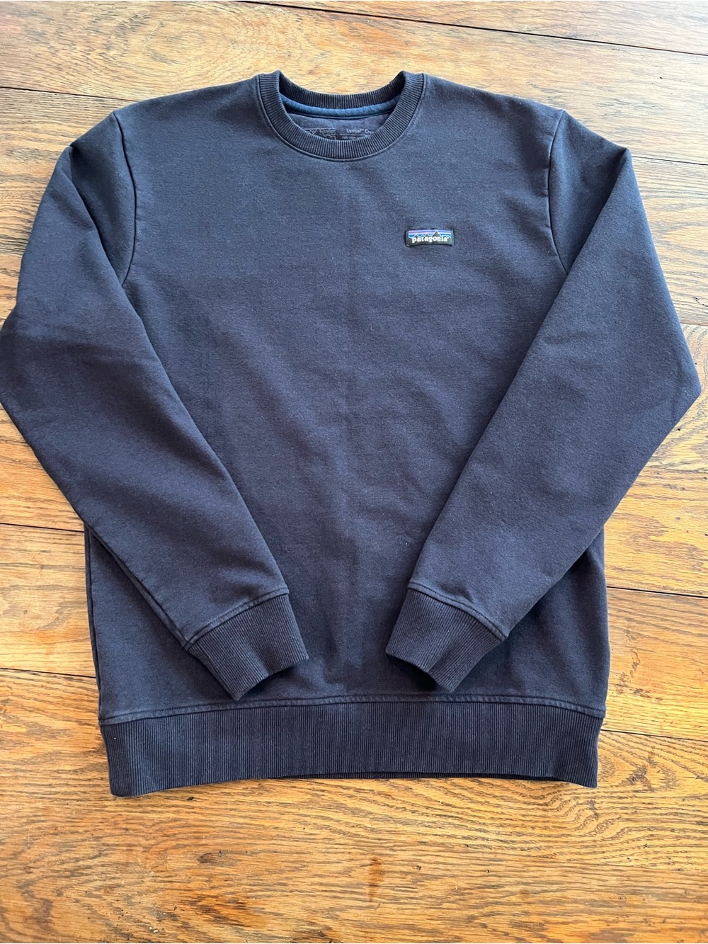 Patagonia Men’s Crewneck Sweatshirt - Navy
